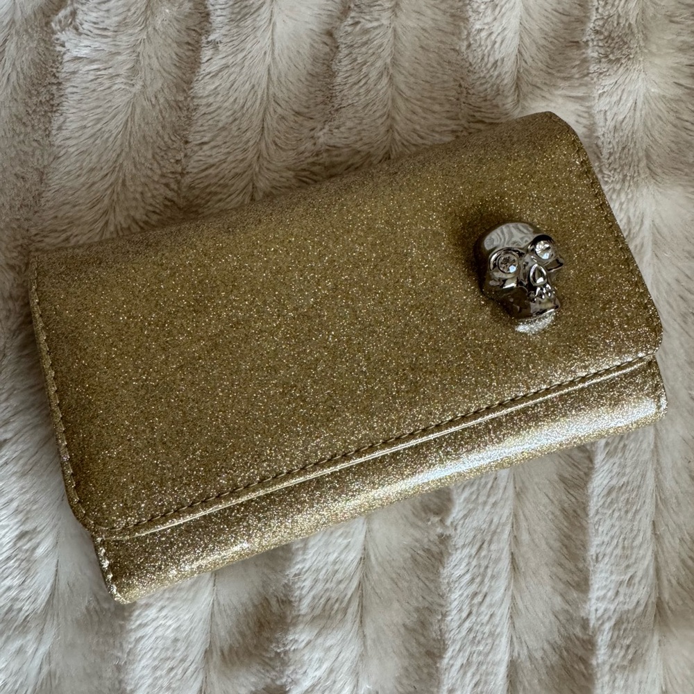 Lux de Ville champagne vinyl wallet - Picture 5 of 5